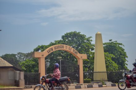 Front gate of palace Akarigbo